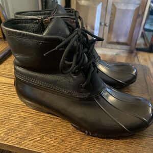 Sperry Duck Boots- Women Leather zip up dyed black 7.5